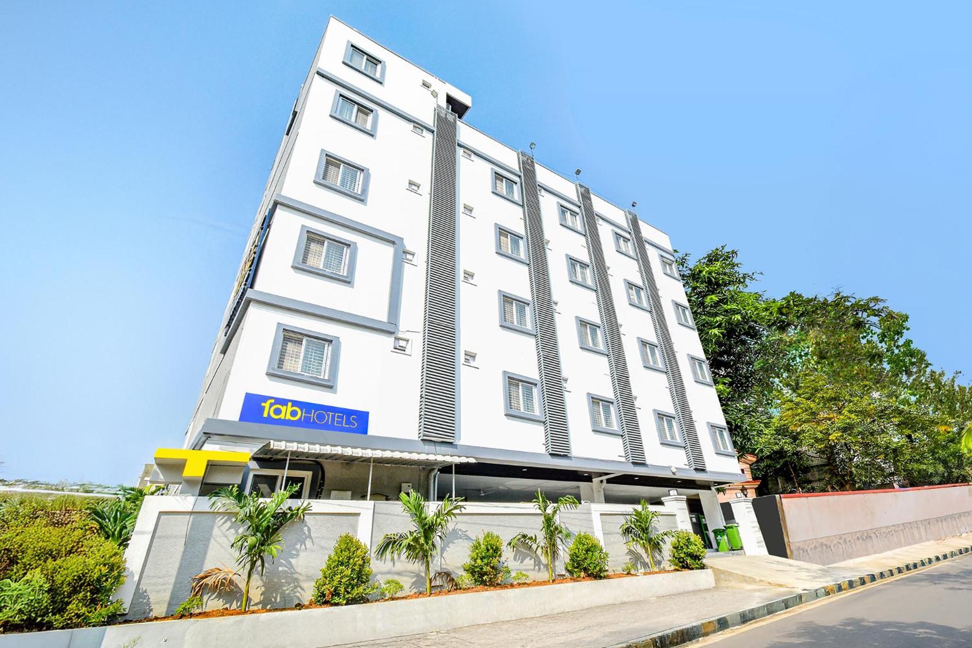 Fabhotel Ssr Ikon Suites - Nr Hyderabad Central University, Kondapur Zewnętrze zdjęcie